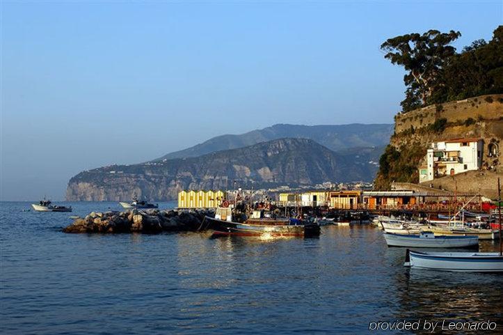 Purple Bed and Breakfast Sant'Agnello Buitenkant foto
